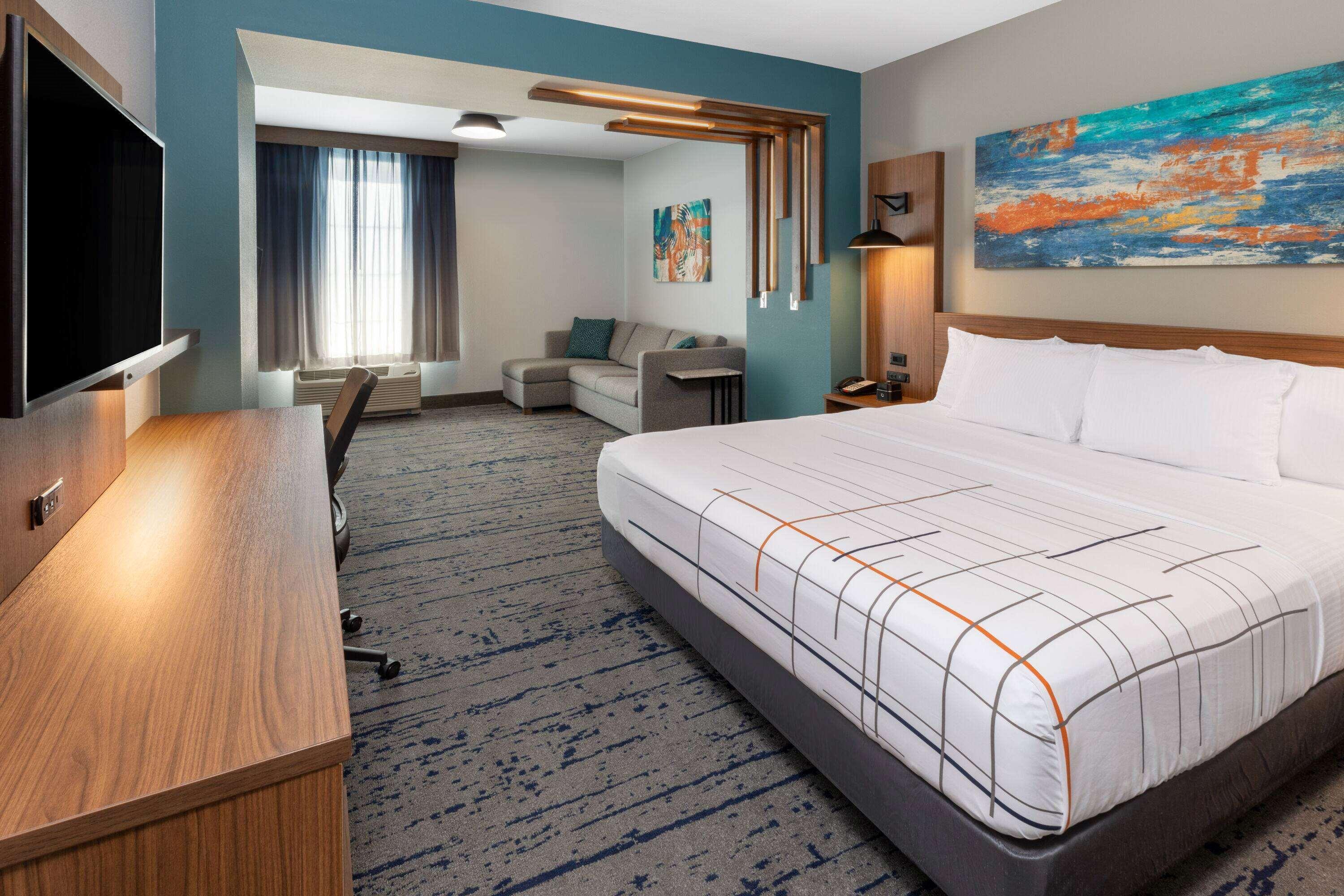 La Quinta & By Wyndham Dallas - Stadium